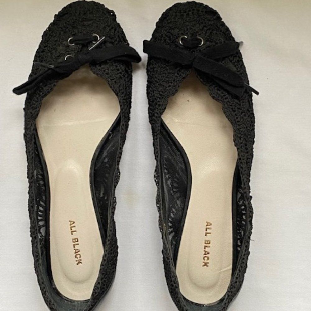 All Black Flats, Open Knit, Metal Grommets with Shoelace Ties, Size 7.5